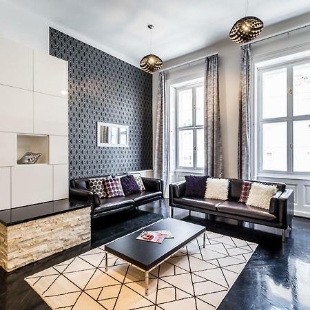 Bpr B&W Elegant Home Budapest Ngoại thất bức ảnh