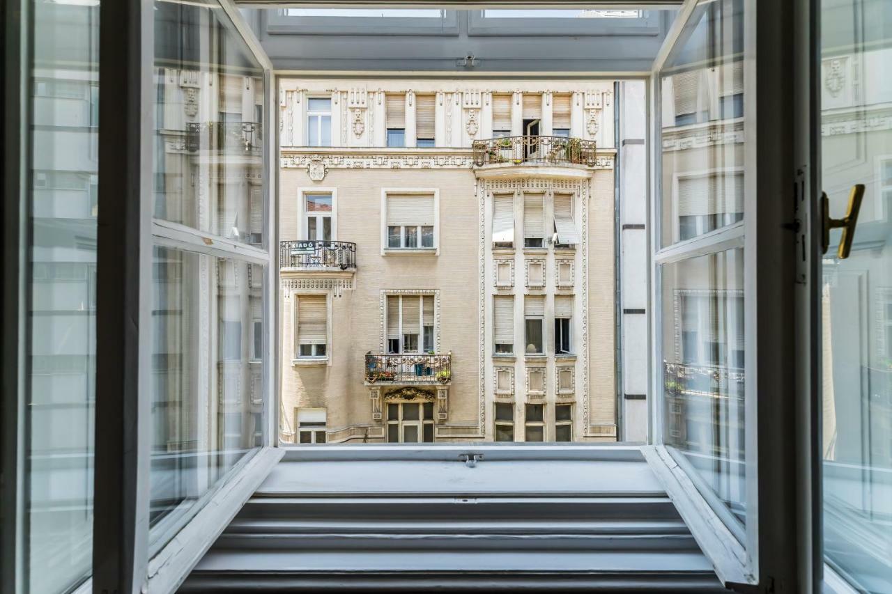Bpr B&W Elegant Home Budapest Ngoại thất bức ảnh