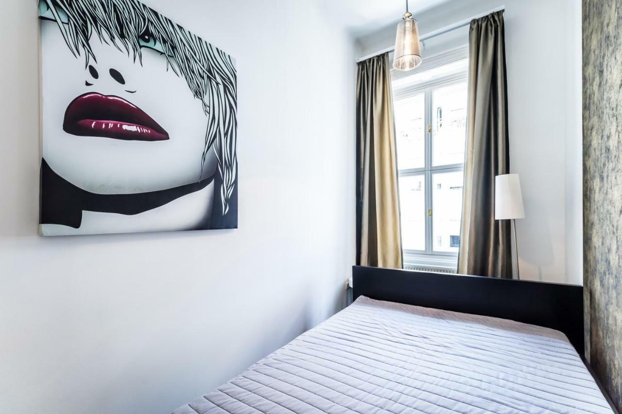 Bpr B&W Elegant Home Budapest Ngoại thất bức ảnh